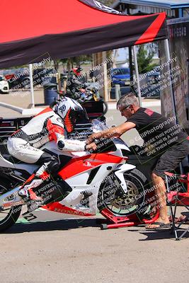 media/Mar-27-2022-Lets Ride (Sun) [[8affb282f8]]/Around the Pits/